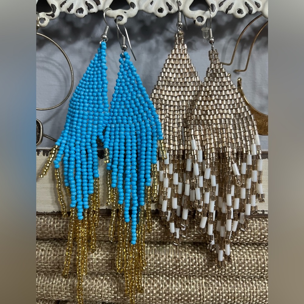 Set of 2 tassel earrings